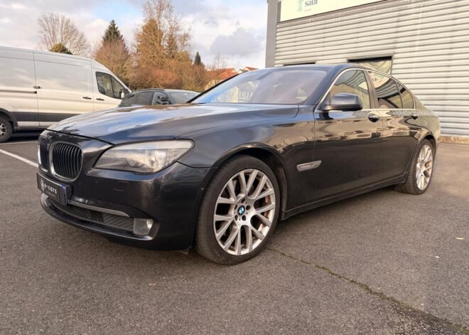 BMW Série 7 (F01) Berline 750i 4.4 i V8 32V Steptronic-6 407 cv Boîte auto