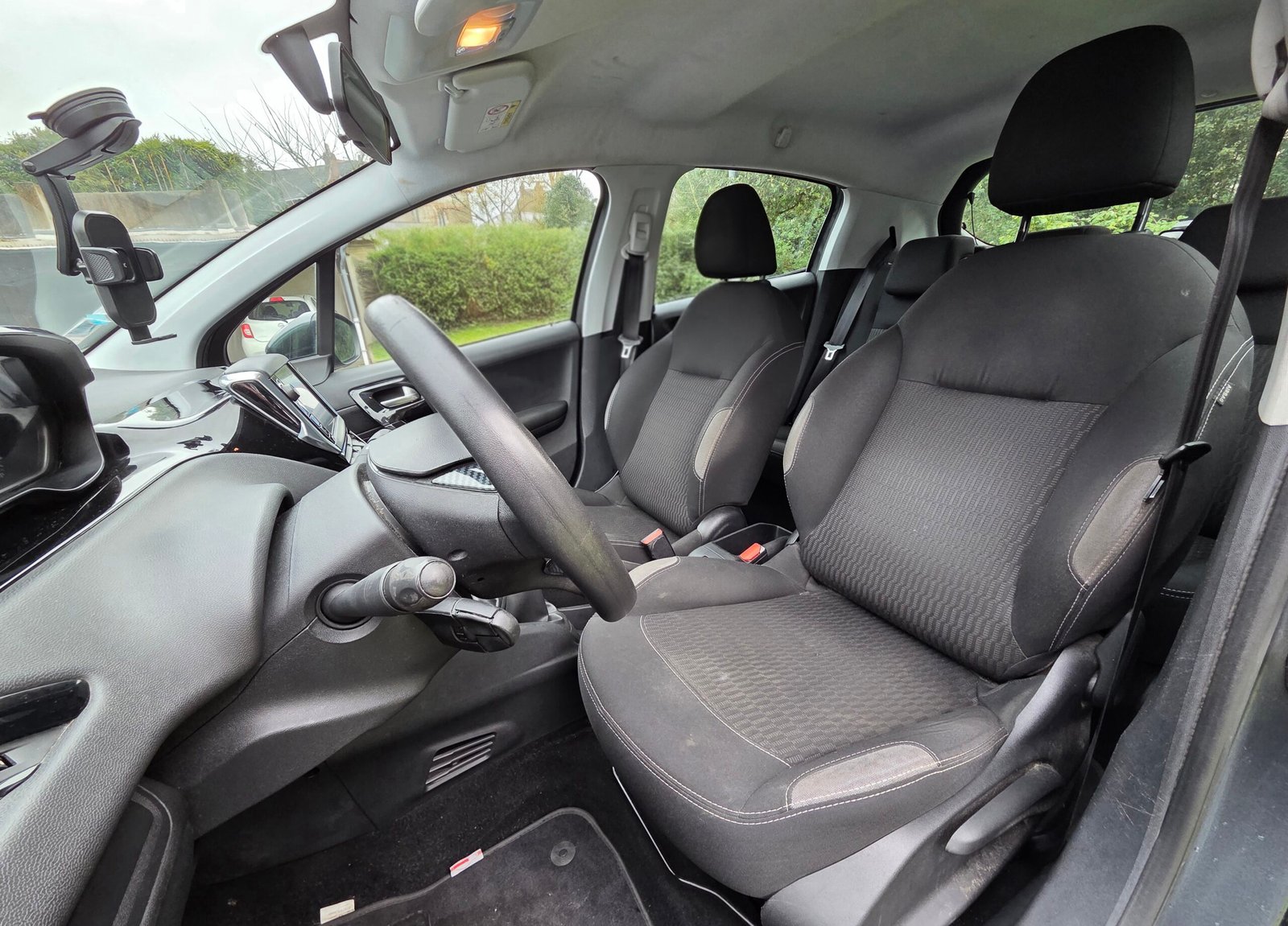 PEUGEOT 208 – 1.2 PureTech 82ch