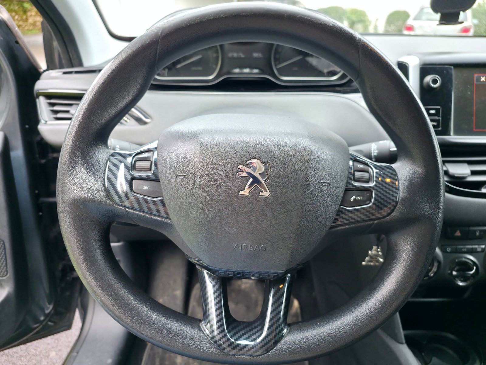 PEUGEOT 208 – 1.2 PureTech 82ch