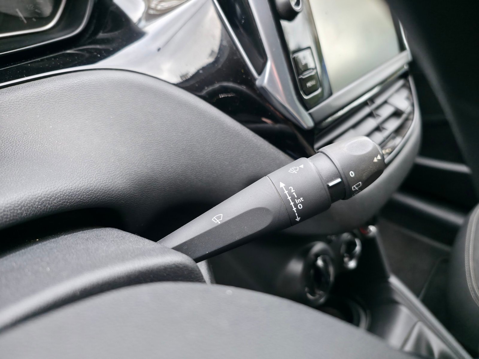 PEUGEOT 208 – 1.2 PureTech 82ch