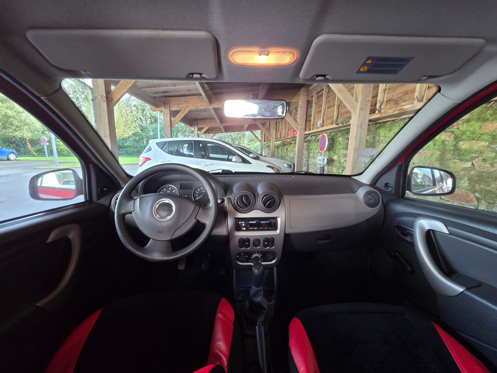 DACIA SANDERO – 1.4 MPI 75ch Essence + GPL