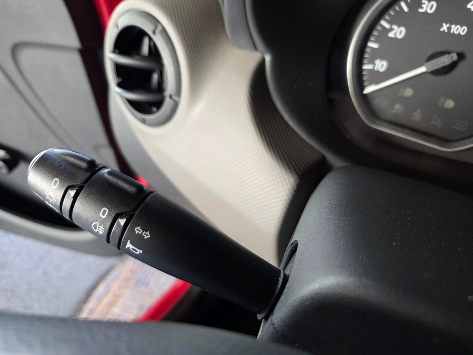 DACIA SANDERO – 1.4 MPI 75ch Essence + GPL