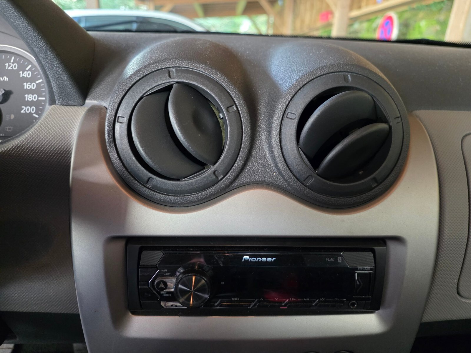 DACIA SANDERO – 1.4 MPI 75ch Essence + GPL