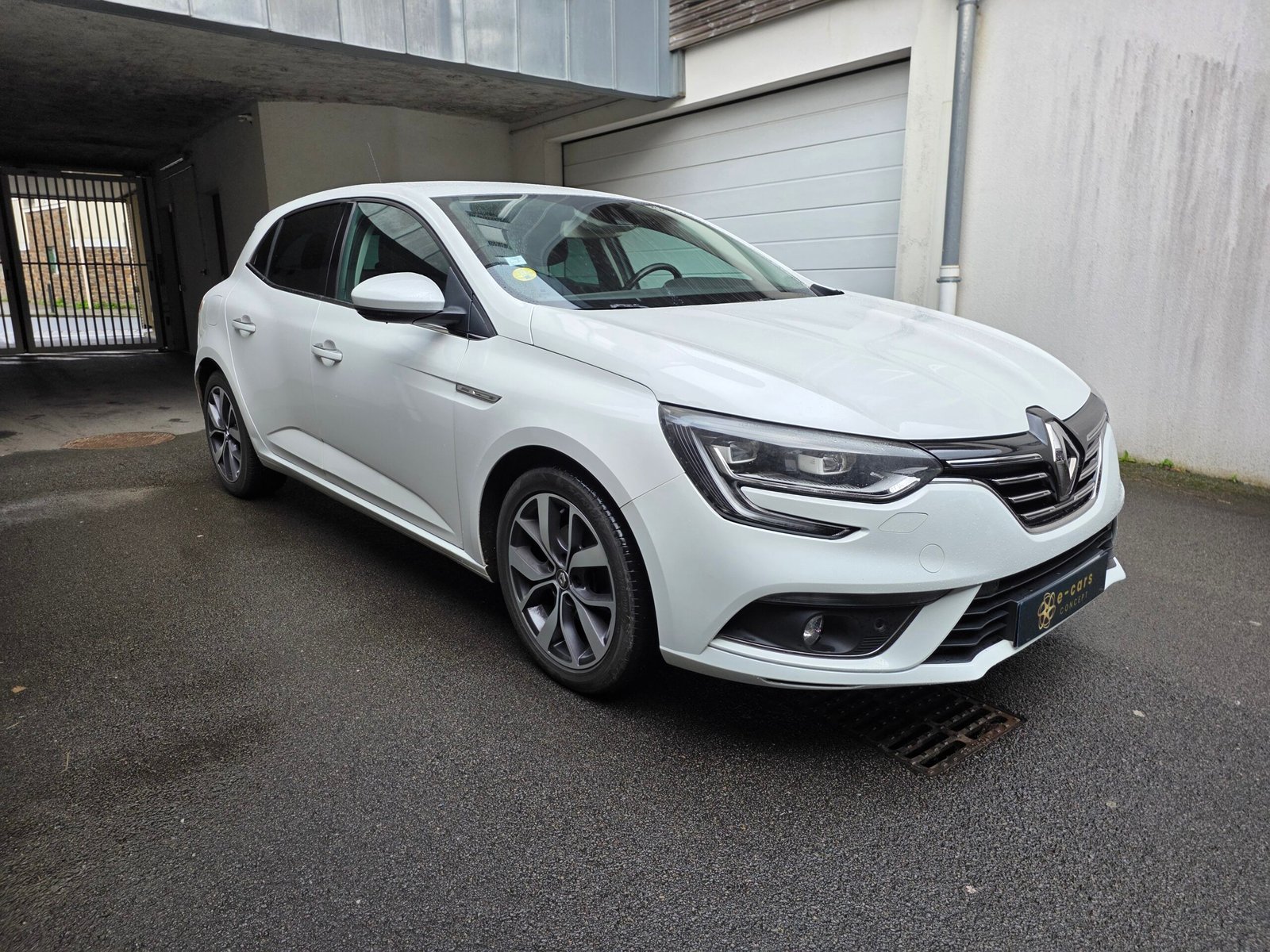 RENAULT MEGANE IV – 1.5 dCi 110ch EDC Intens Bose