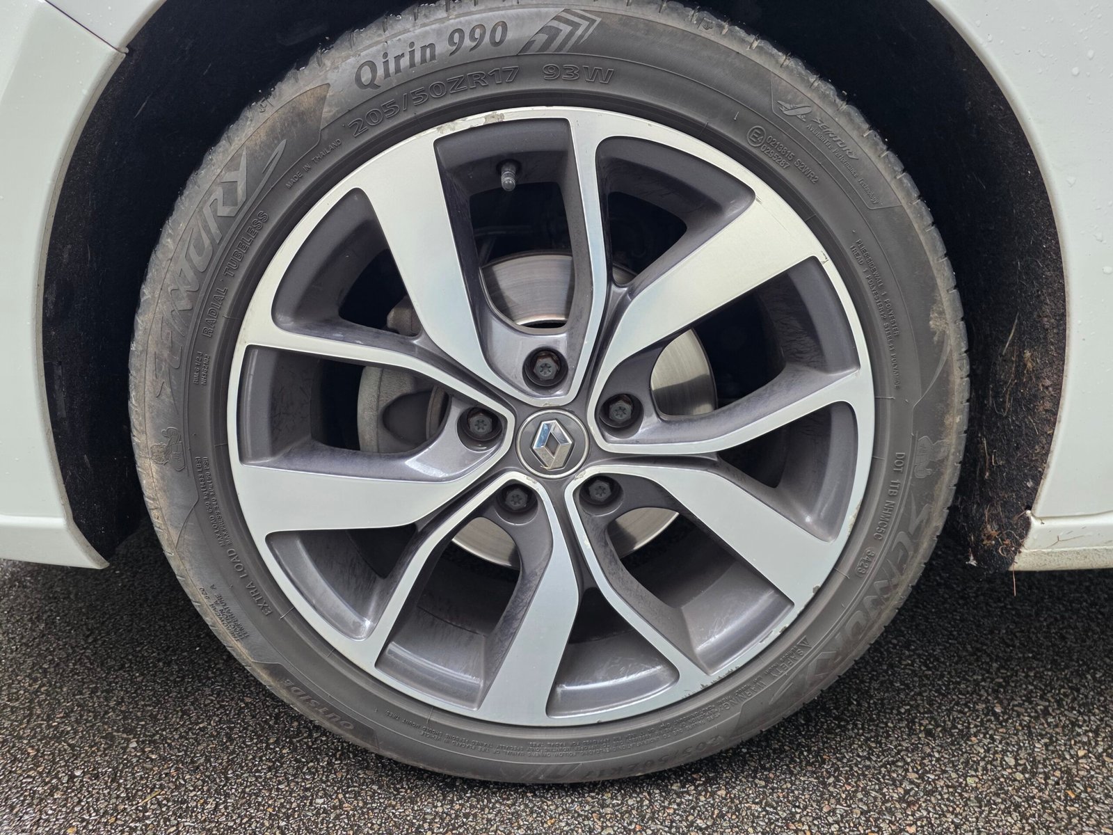 RENAULT MEGANE IV – 1.5 dCi 110ch EDC Intens Bose