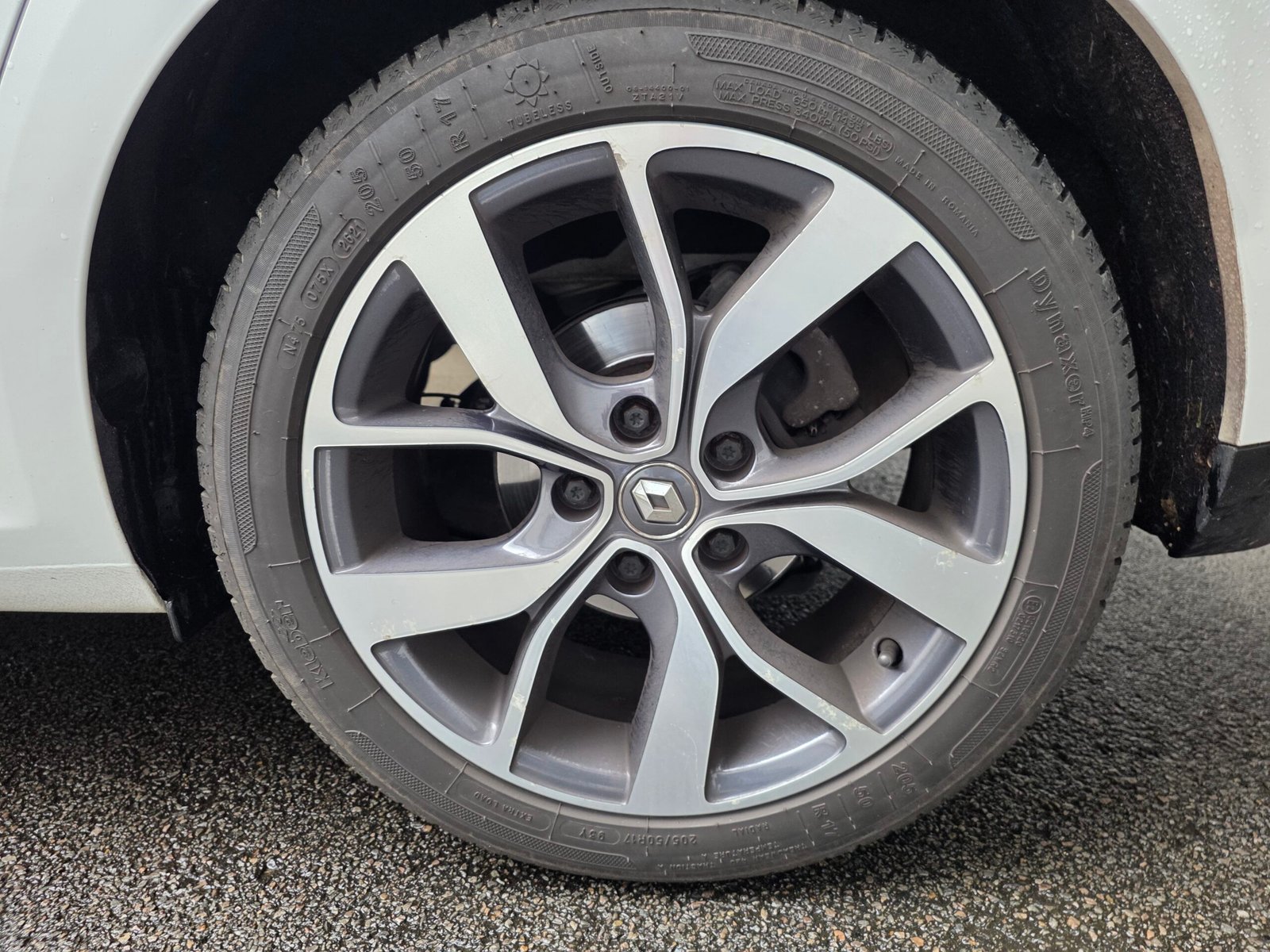 RENAULT MEGANE IV – 1.5 dCi 110ch EDC Intens Bose