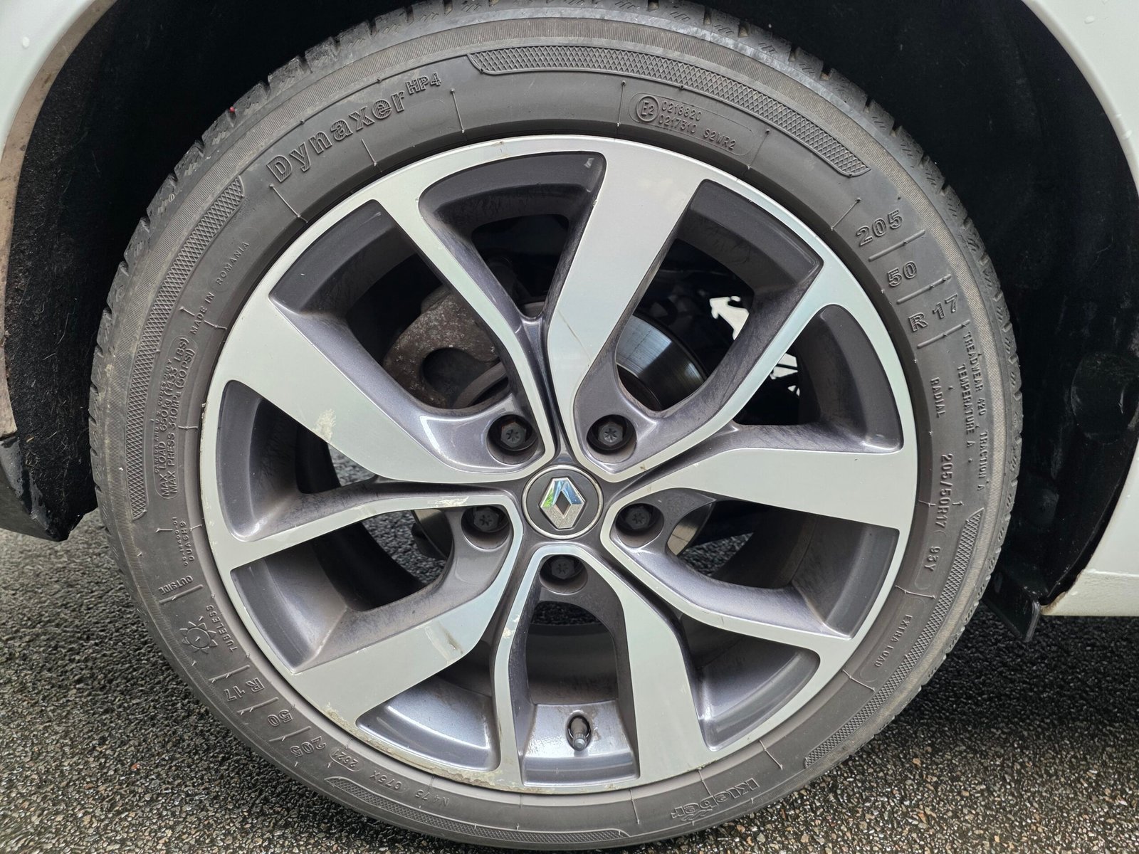 RENAULT MEGANE IV – 1.5 dCi 110ch EDC Intens Bose