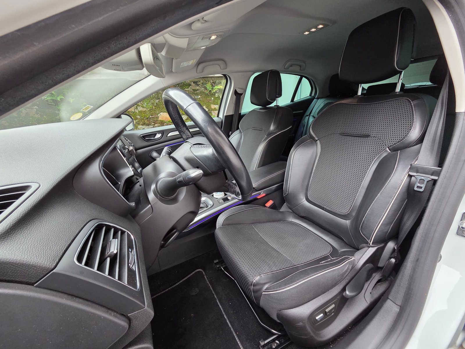 RENAULT MEGANE IV – 1.5 dCi 110ch EDC Intens Bose