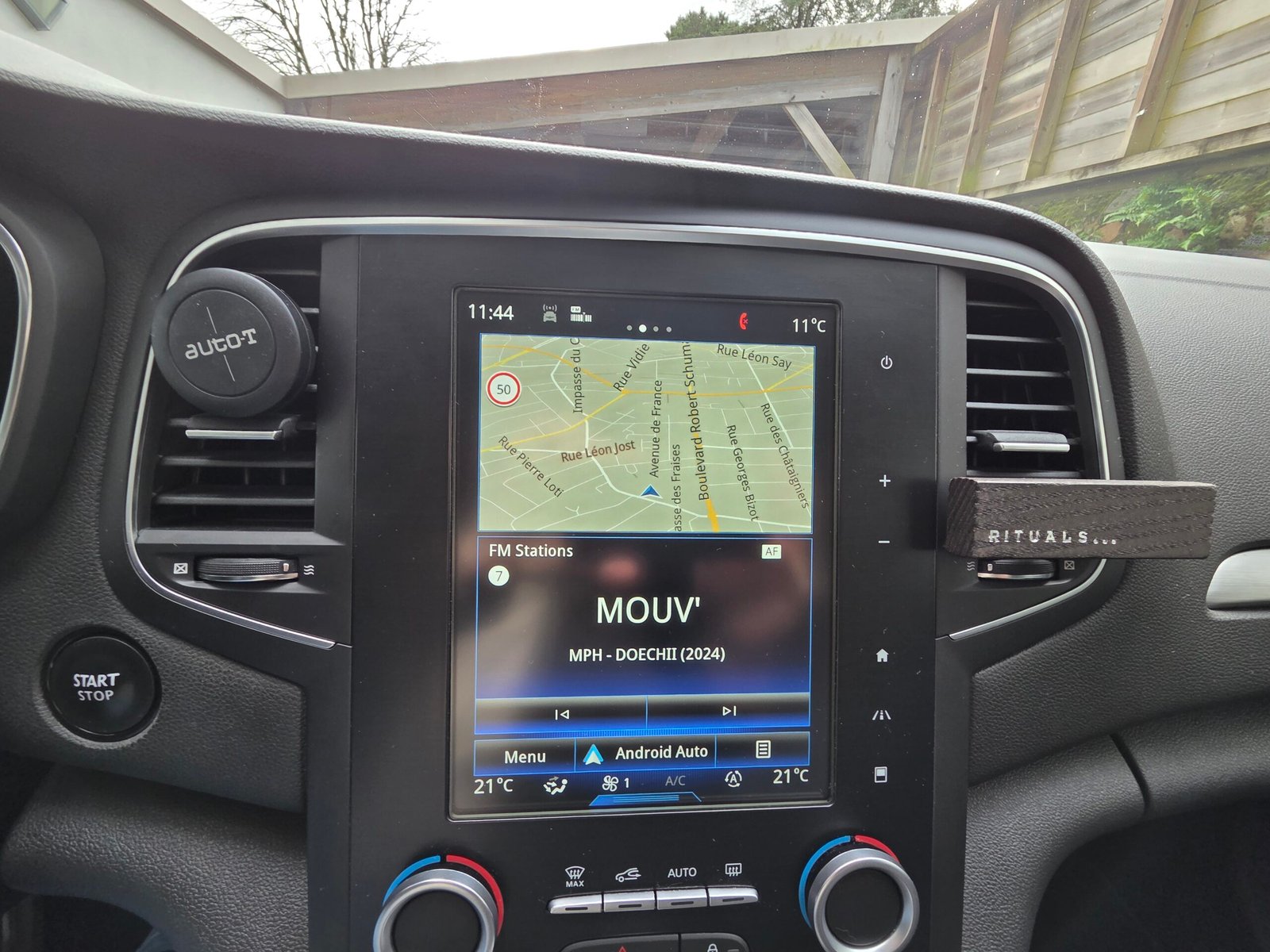 RENAULT MEGANE IV – 1.5 dCi 110ch EDC Intens Bose