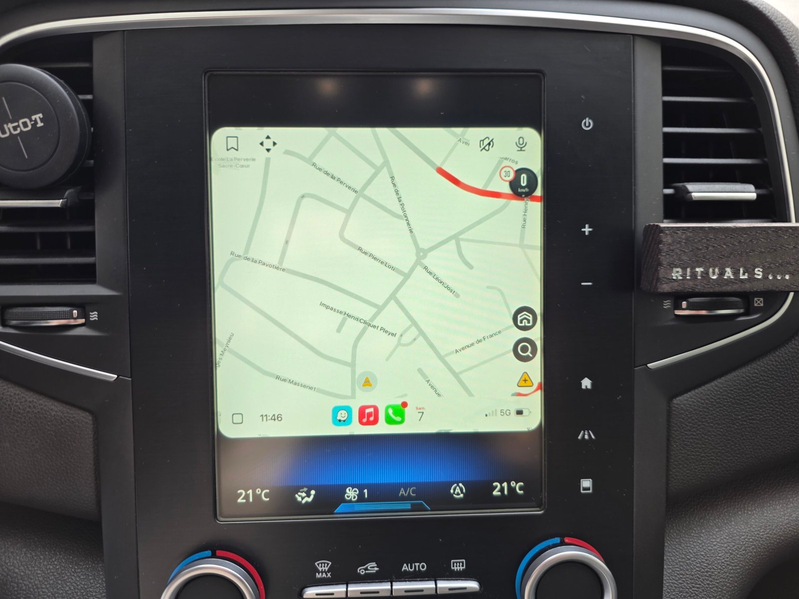 RENAULT MEGANE IV – 1.5 dCi 110ch EDC Intens Bose