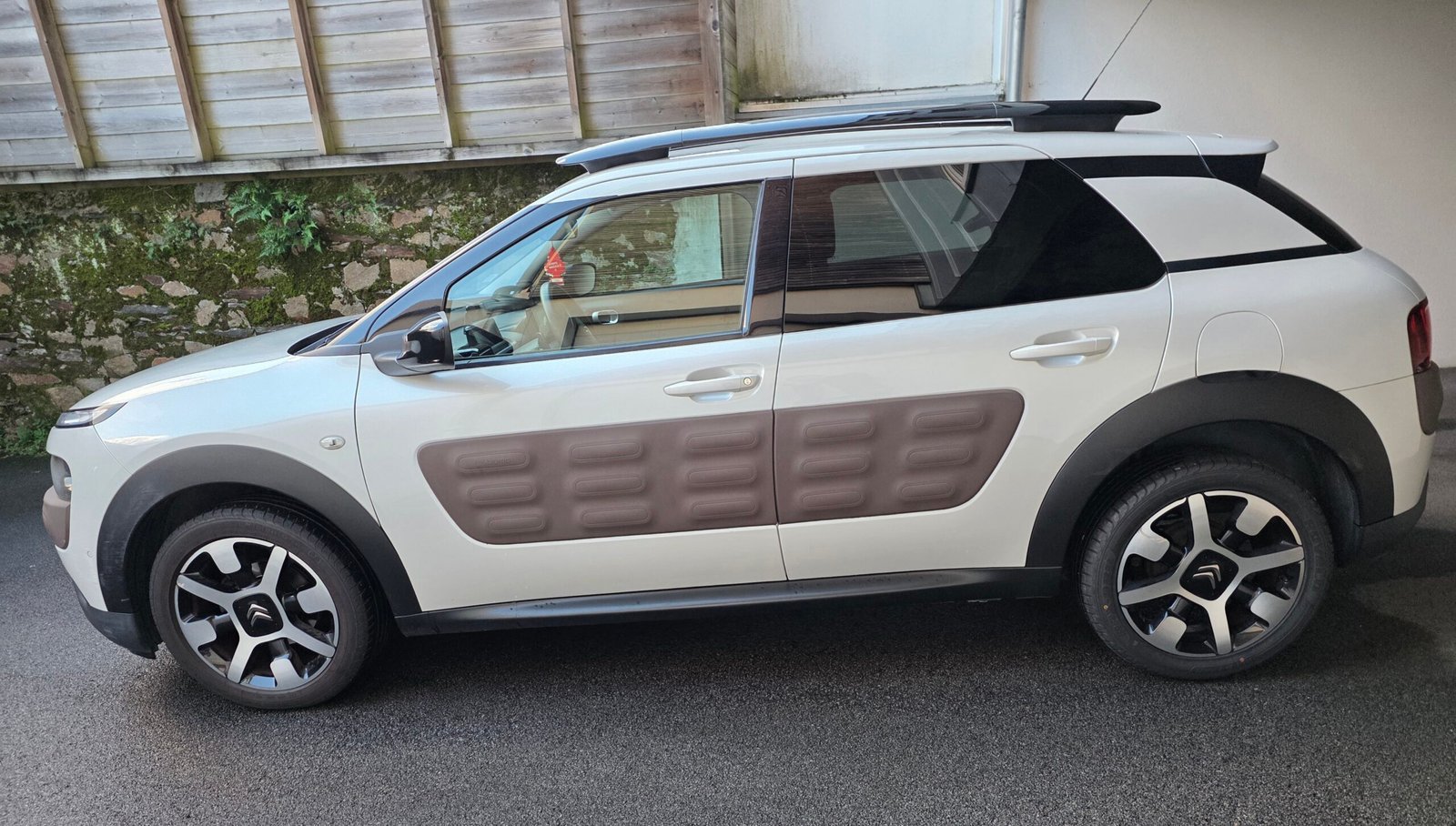Citroën C4 Cactus 1.2 PureTech 110 ch Shine