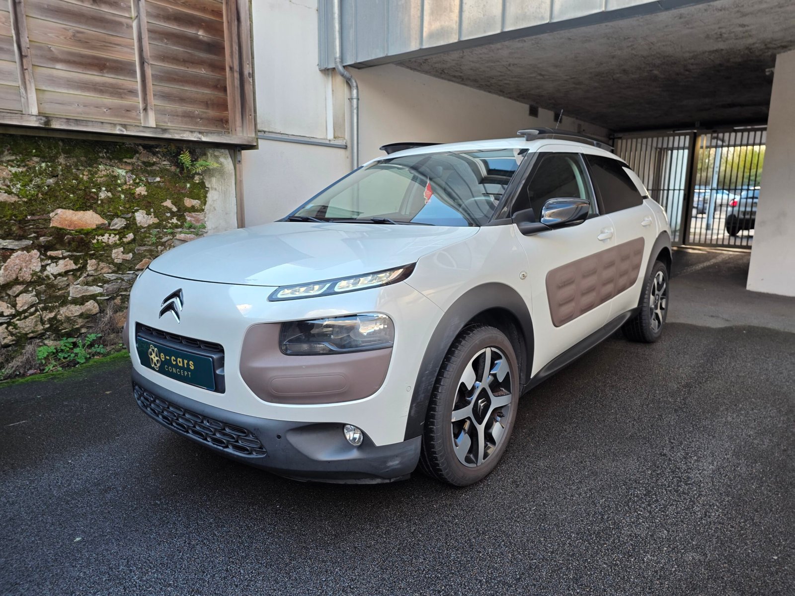 Citroën C4 Cactus 1.2 PureTech 110 ch Shine
