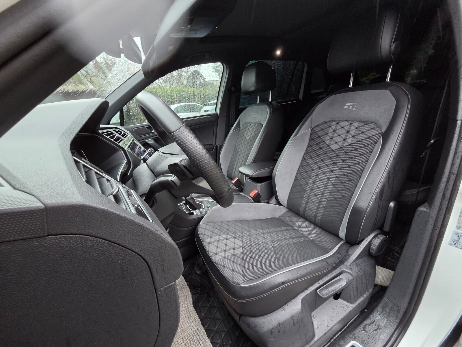 Volkswagen Tiguan R-Line 2.0 TDI 150 ch DSG7