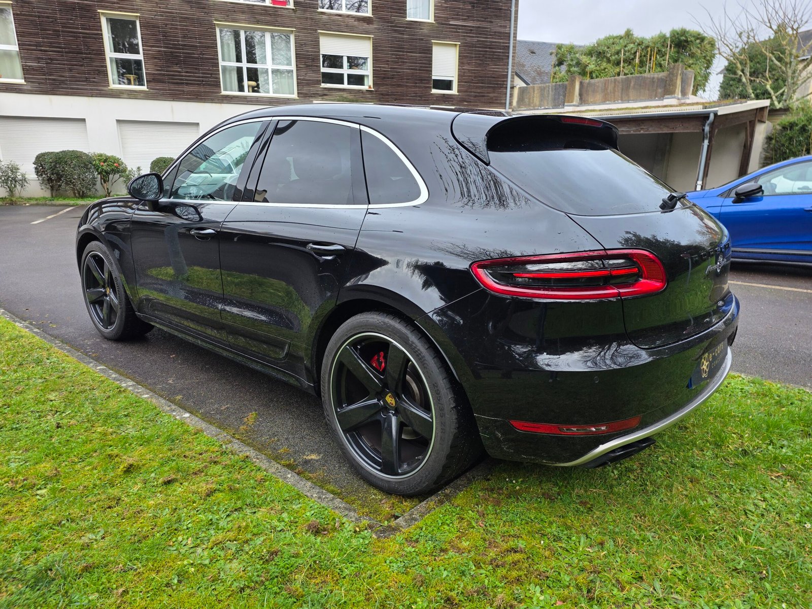 PORSCHE MACAN TURBO – V6 3.6 Biturbo 400ch