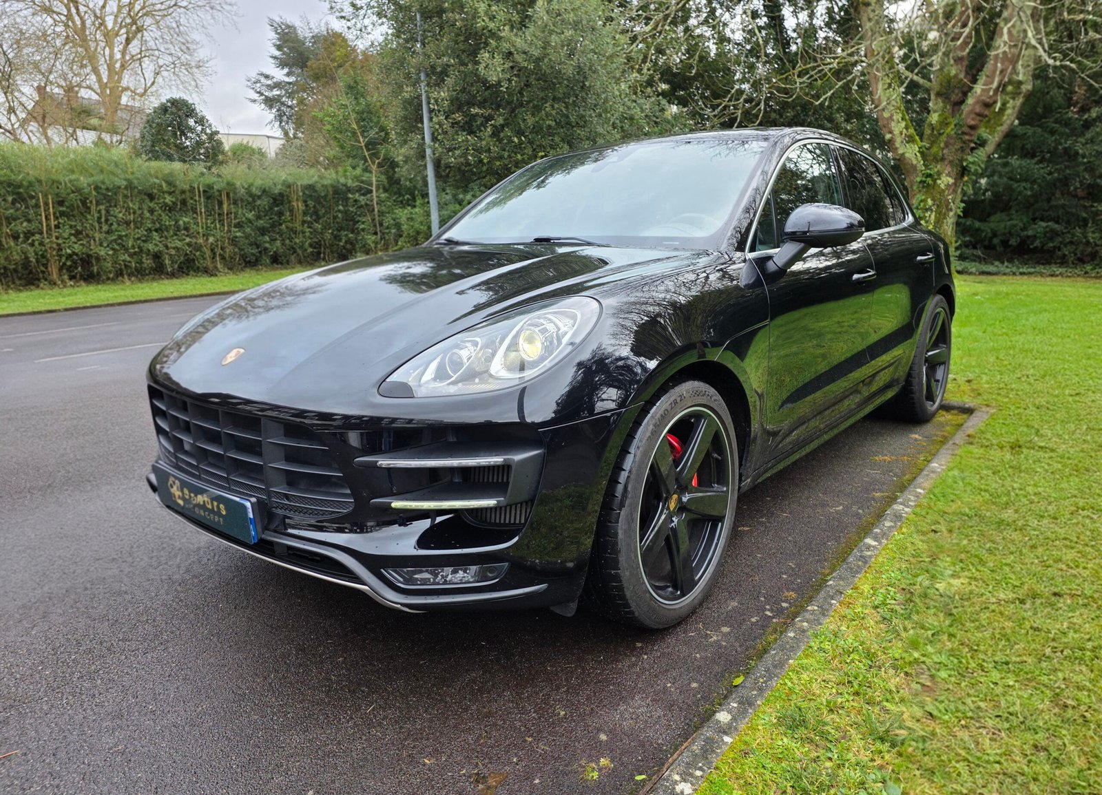 PORSCHE MACAN TURBO – V6 3.6 Biturbo 400ch