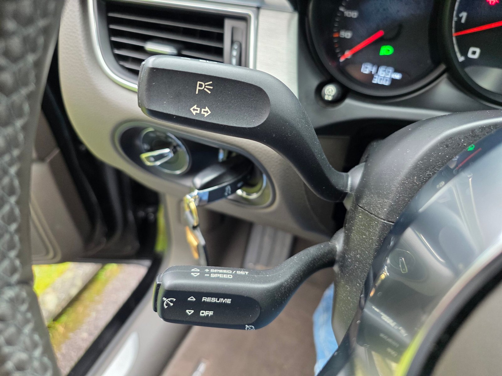 PORSCHE MACAN TURBO – V6 3.6 Biturbo 400ch