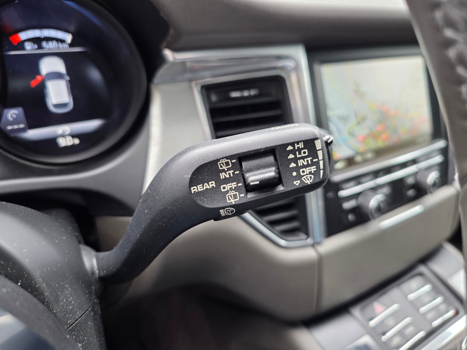 PORSCHE MACAN TURBO – V6 3.6 Biturbo 400ch