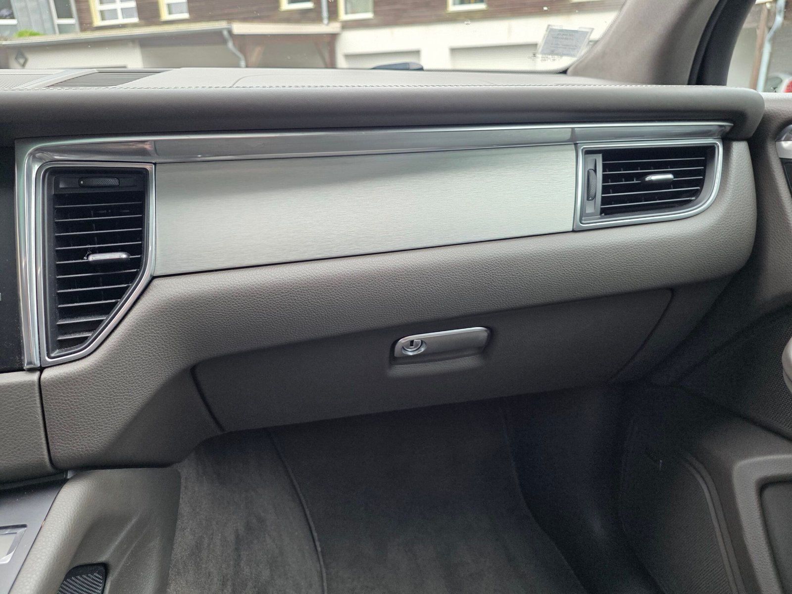 PORSCHE MACAN TURBO – V6 3.6 Biturbo 400ch