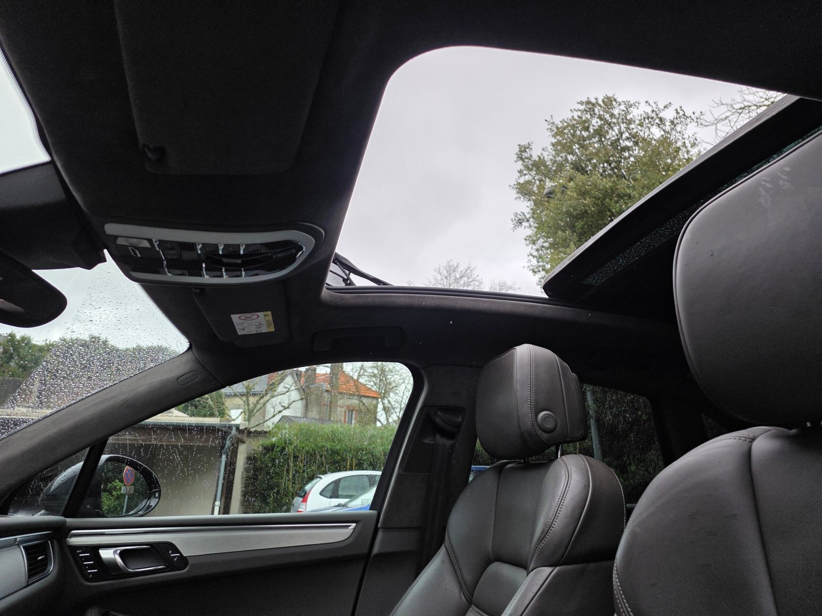 PORSCHE MACAN TURBO – V6 3.6 Biturbo 400ch