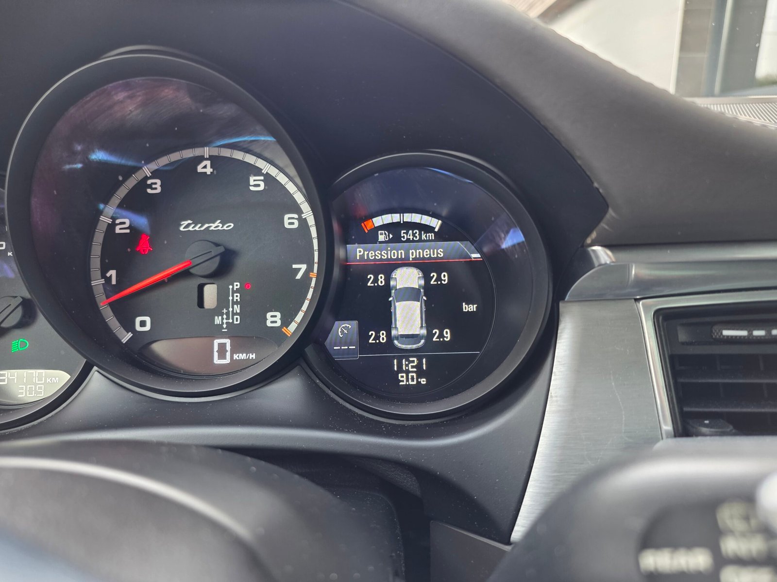 PORSCHE MACAN TURBO – V6 3.6 Biturbo 400ch