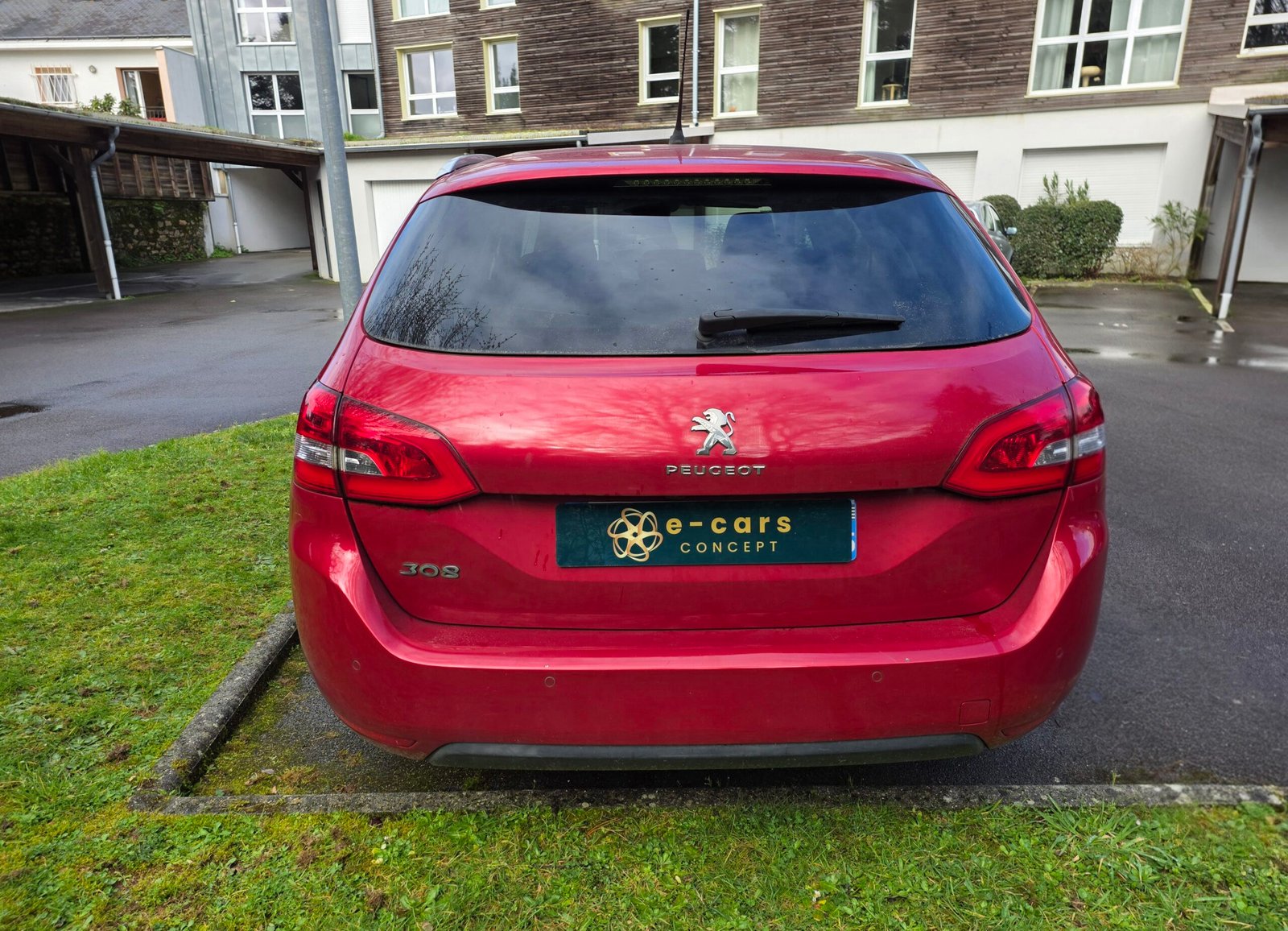 PEUGEOT 308 SW – 1.6 BlueHDi 120ch Allure