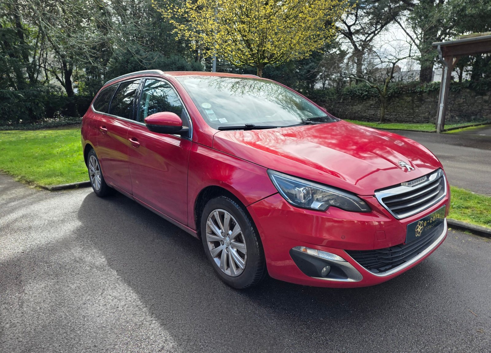 PEUGEOT 308 SW – 1.6 BlueHDi 120ch Allure