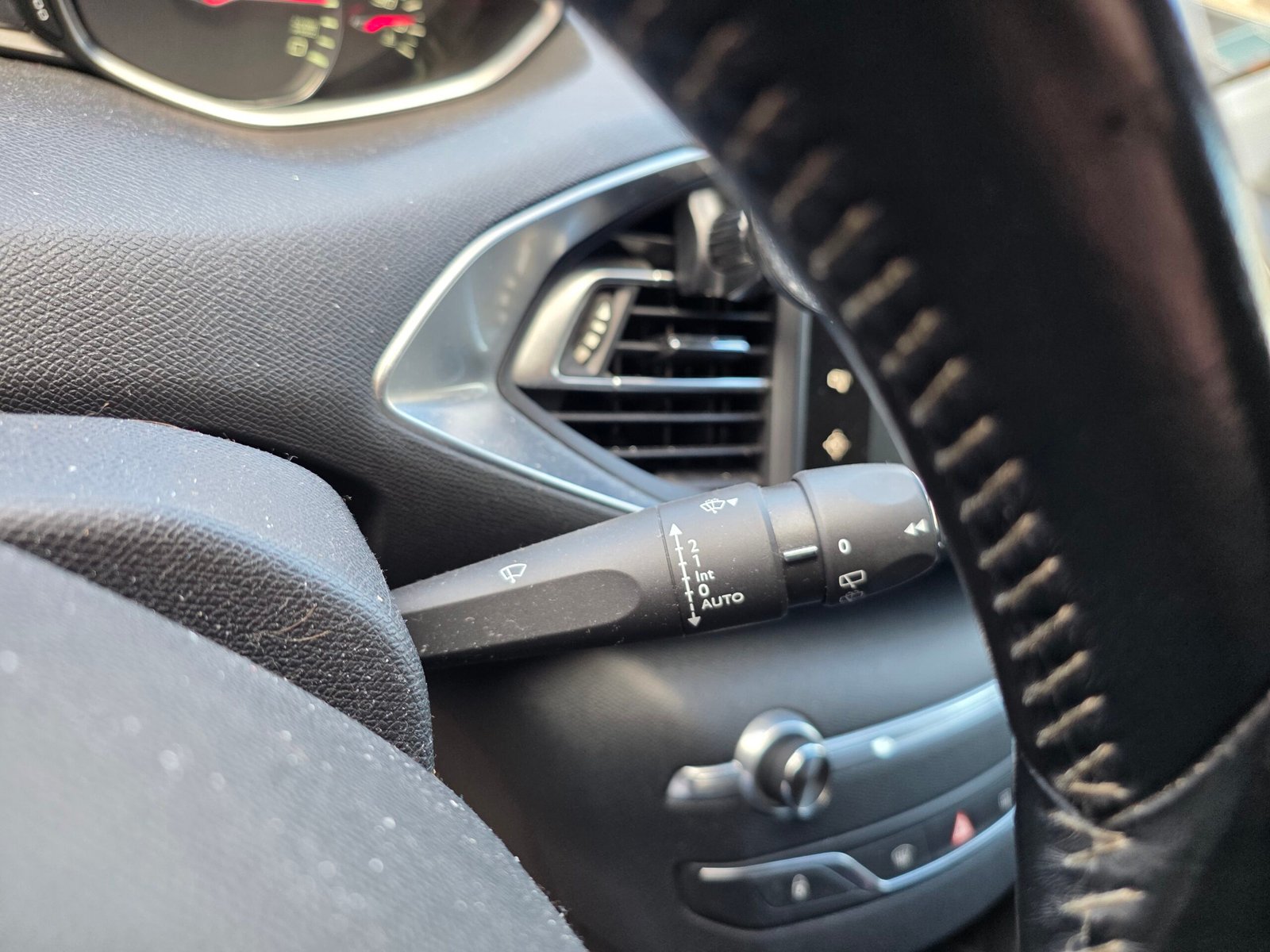 PEUGEOT 308 SW – 1.6 BlueHDi 120ch Allure