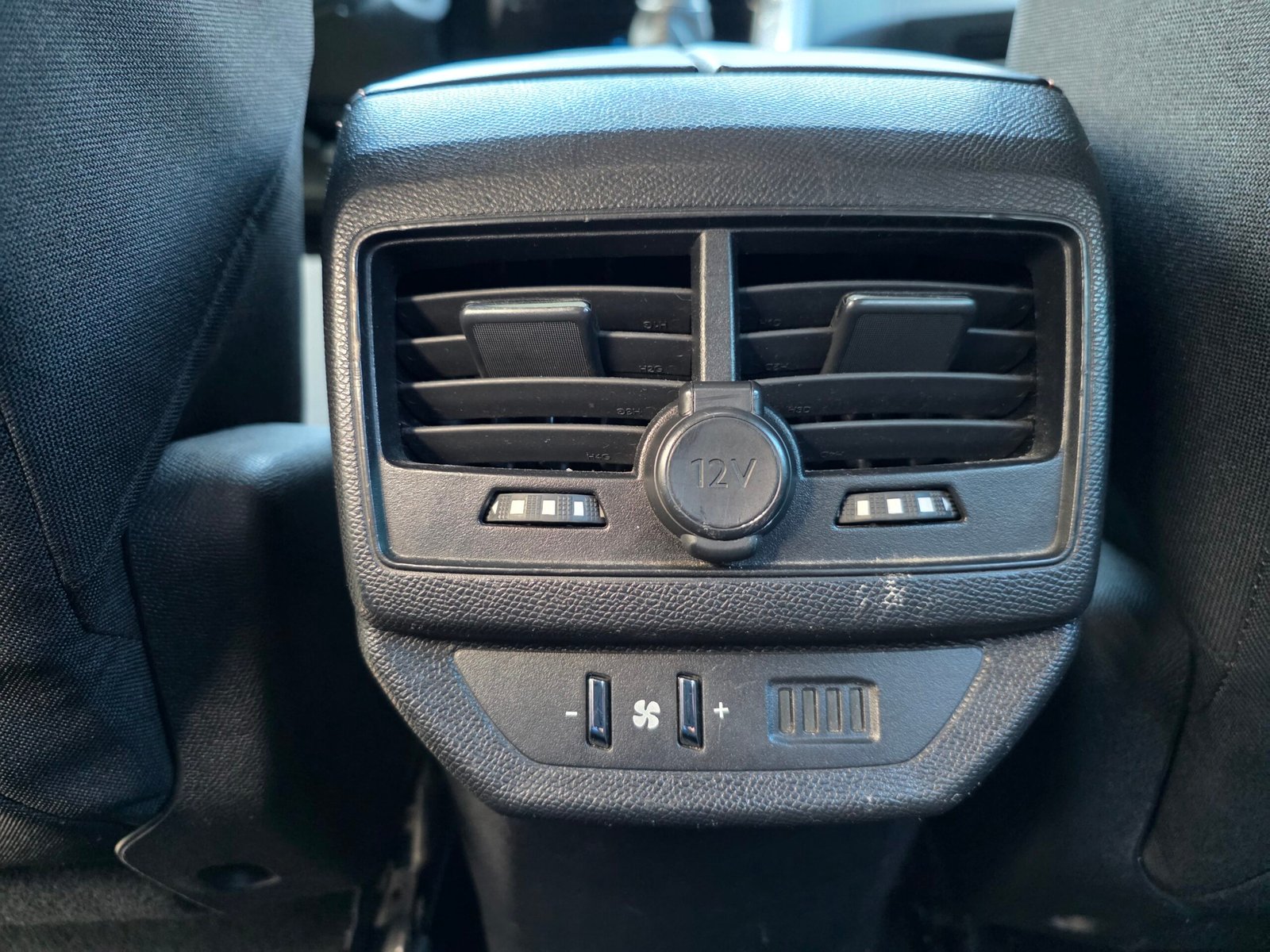 PEUGEOT 5008 – 1.6 BlueHDi 120ch Active