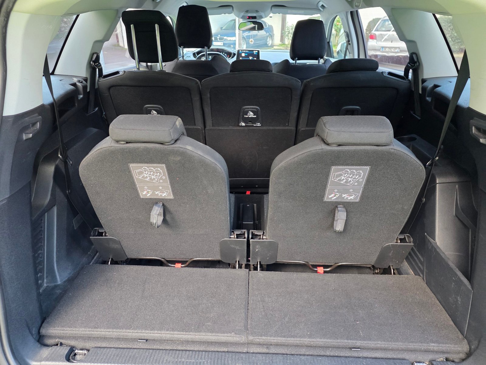 PEUGEOT 5008 – 1.6 BlueHDi 120ch Active