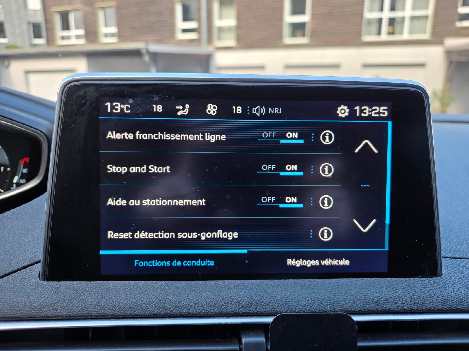 PEUGEOT 5008 – 1.6 BlueHDi 120ch Active