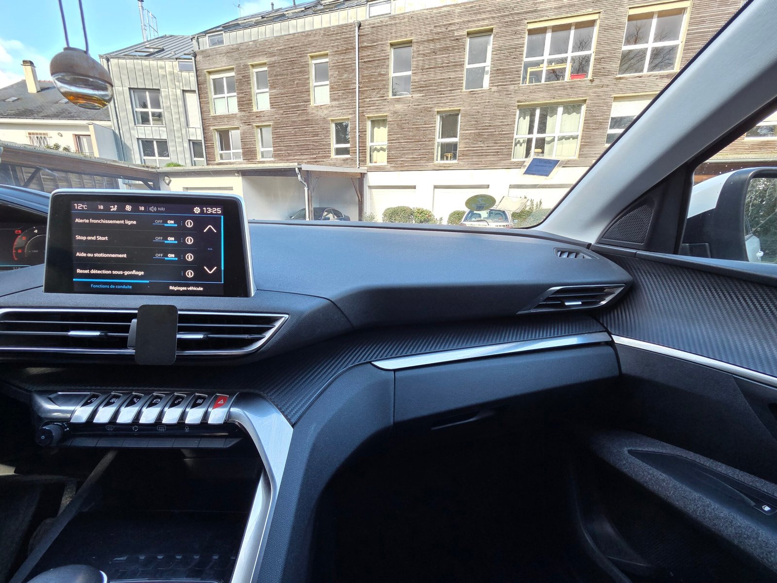 PEUGEOT 5008 – 1.6 BlueHDi 120ch Active