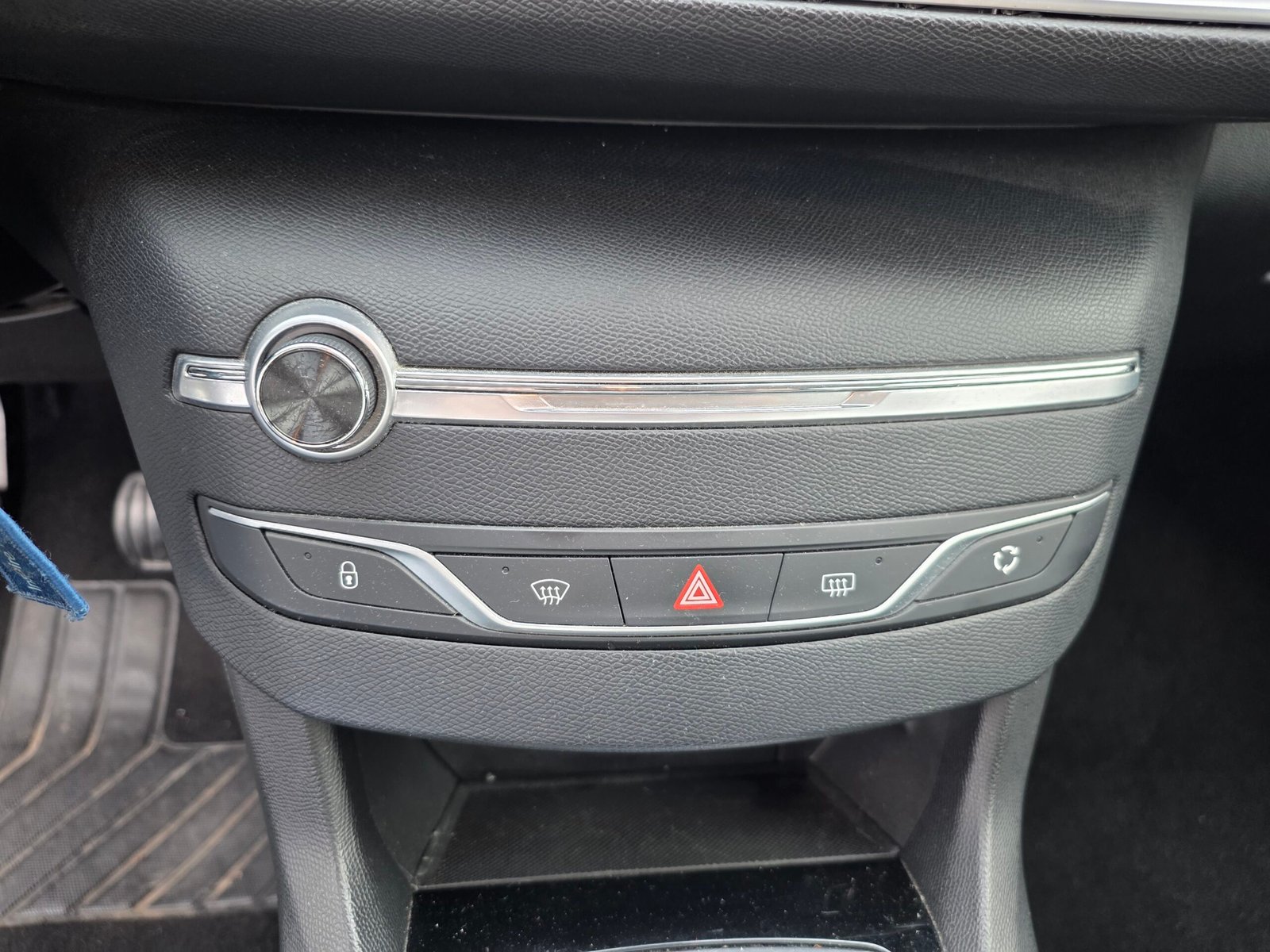 PEUGEOT 308 Phase 2 – 1.5 BlueHDi 102ch Active