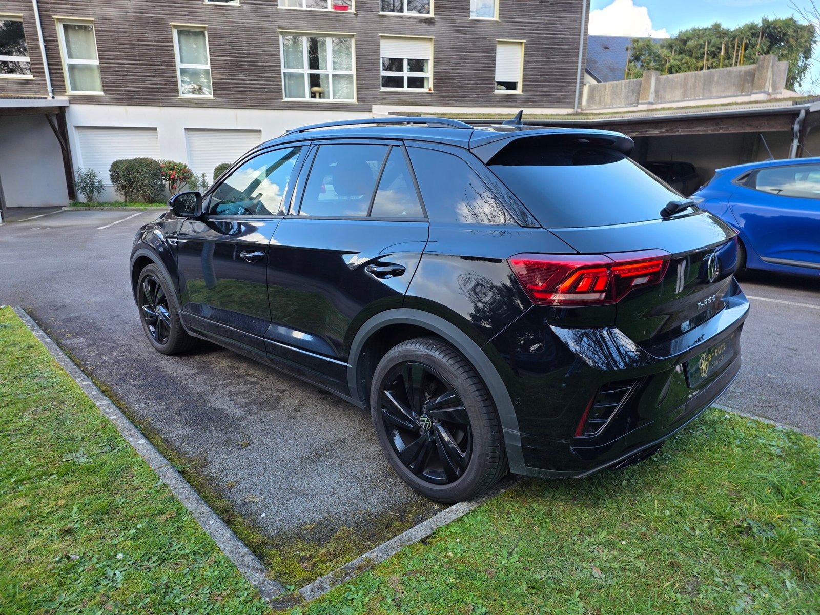 VOLKSWAGEN T-ROC 2.0 150ch TDI R-LINE Phase 2