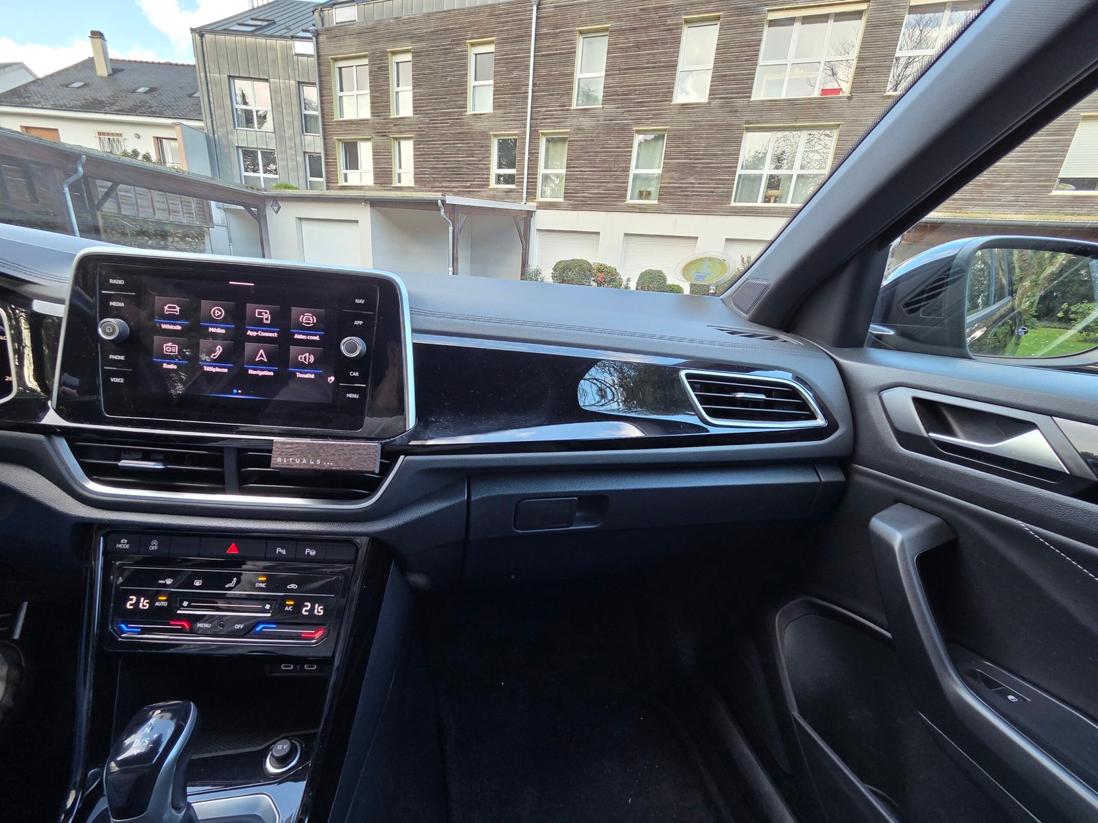 VOLKSWAGEN T-ROC 2.0 150ch TDI R-LINE Phase 2