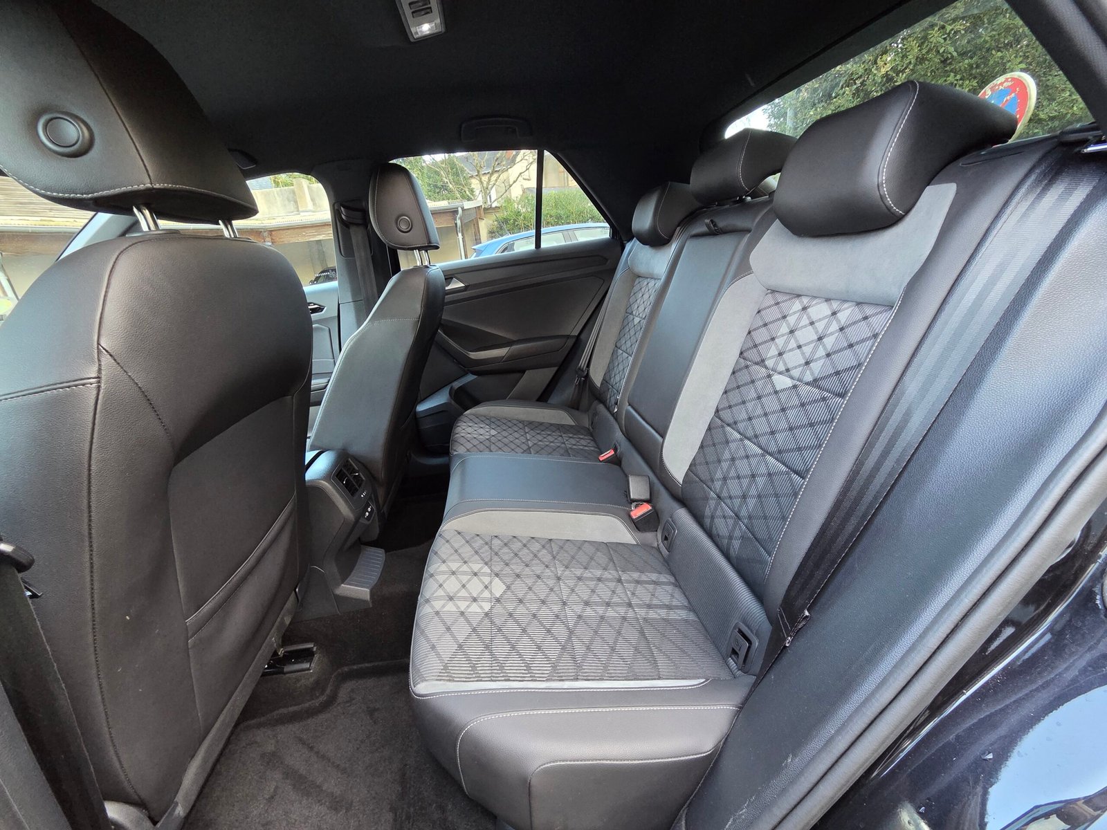 VOLKSWAGEN T-ROC 2.0 150ch TDI R-LINE Phase 2