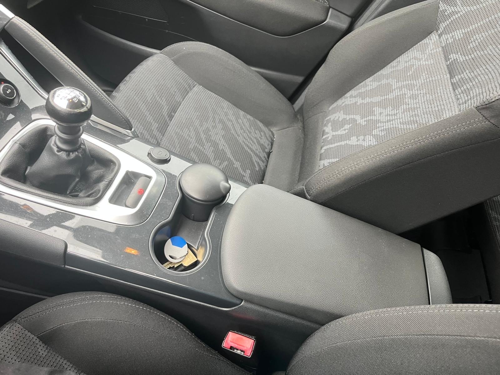 Peugeot 3008 1,6 HDI 112 cv