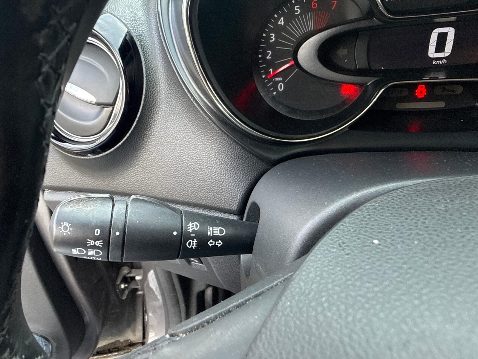 RENAULT Captur 0.9 TCe 12V eco2 S&S 90 cv Intens