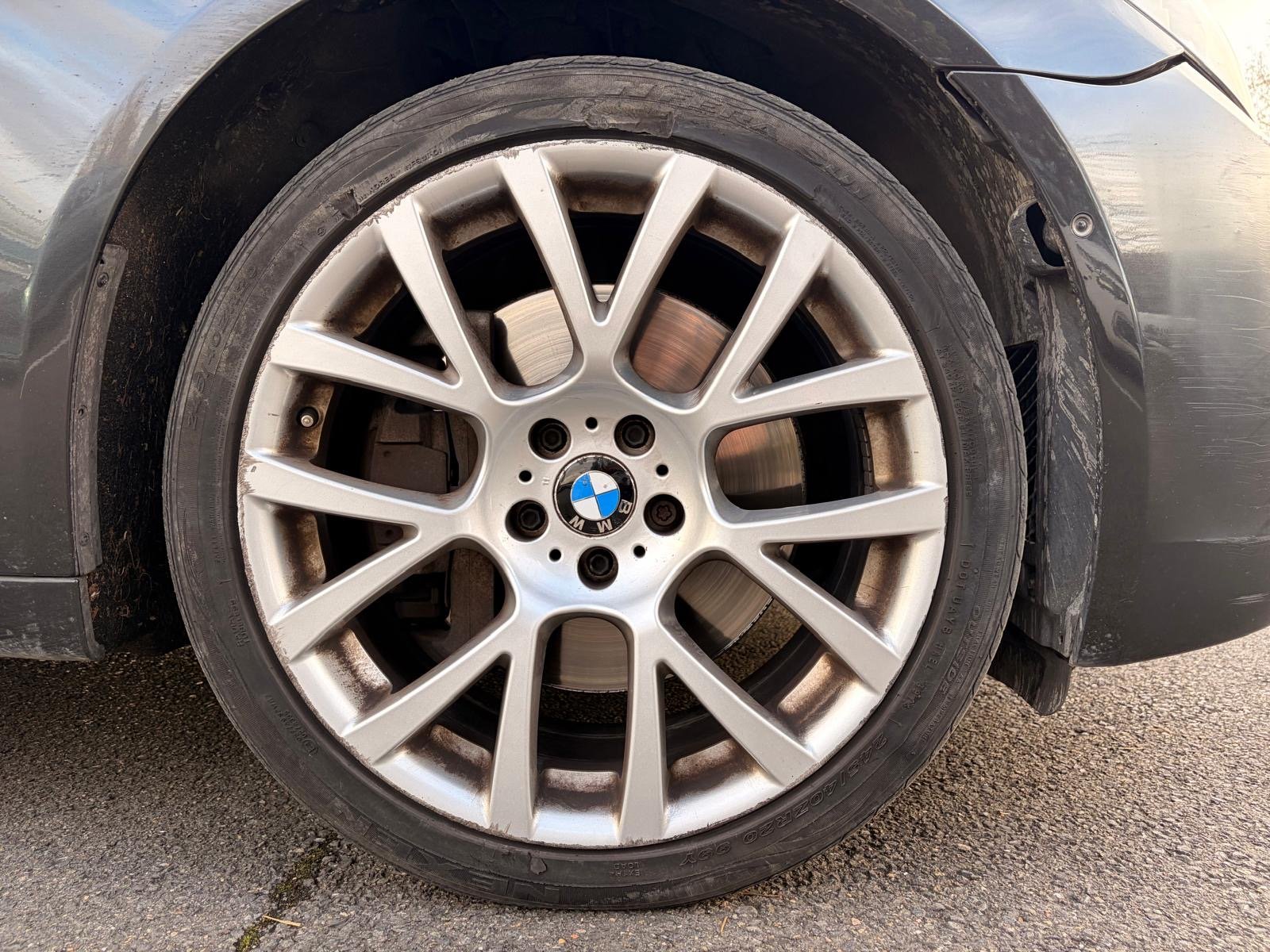 BMW Série 7 (F01) Berline 750i 4.4 i V8 32V Steptronic-6 407 cv Boîte auto