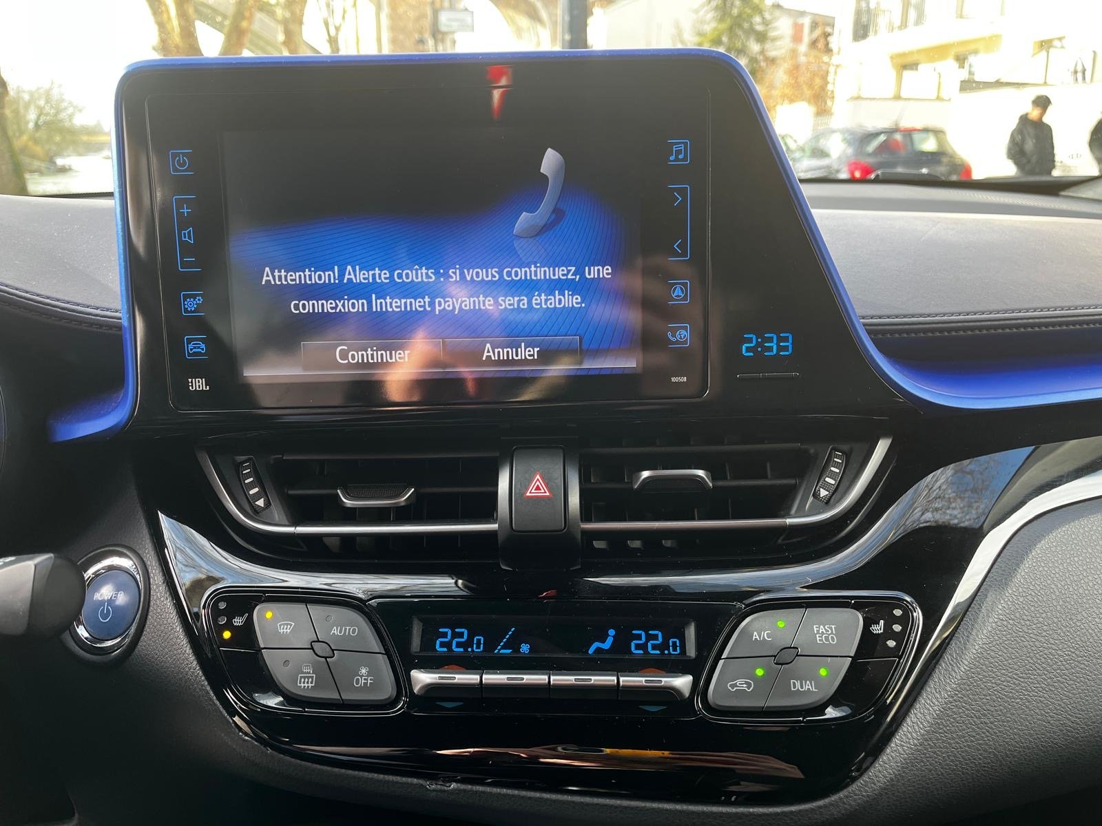 TOYOTA C-HR 1.8 VVT-i Hybrid 122ch “Graphic Pack Premium”