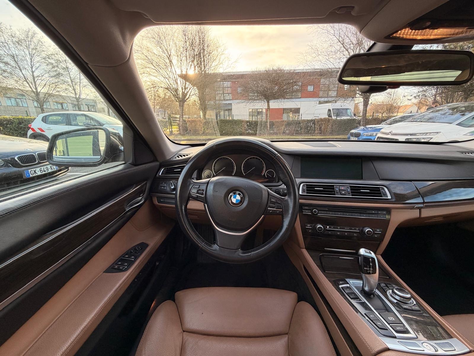BMW Série 7 (F01) Berline 750i 4.4 i V8 32V Steptronic-6 407 cv Boîte auto