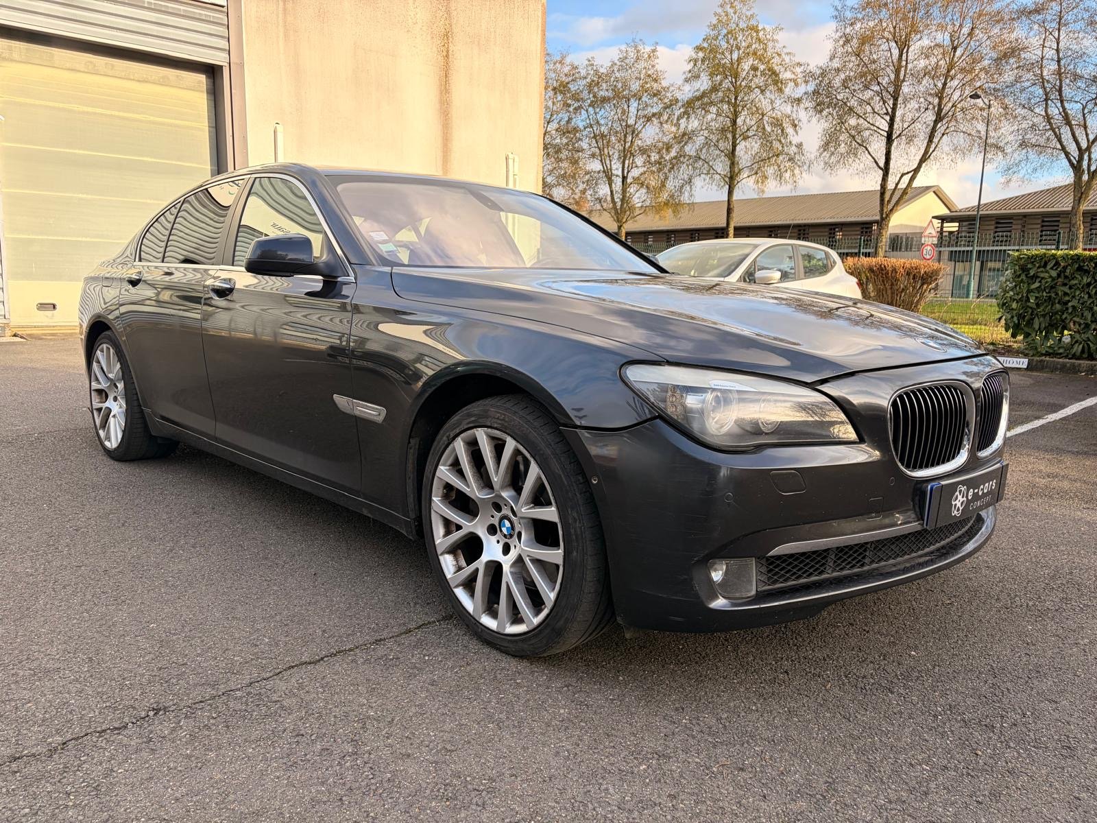 BMW Série 7 (F01) Berline 750i 4.4 i V8 32V Steptronic-6 407 cv Boîte auto
