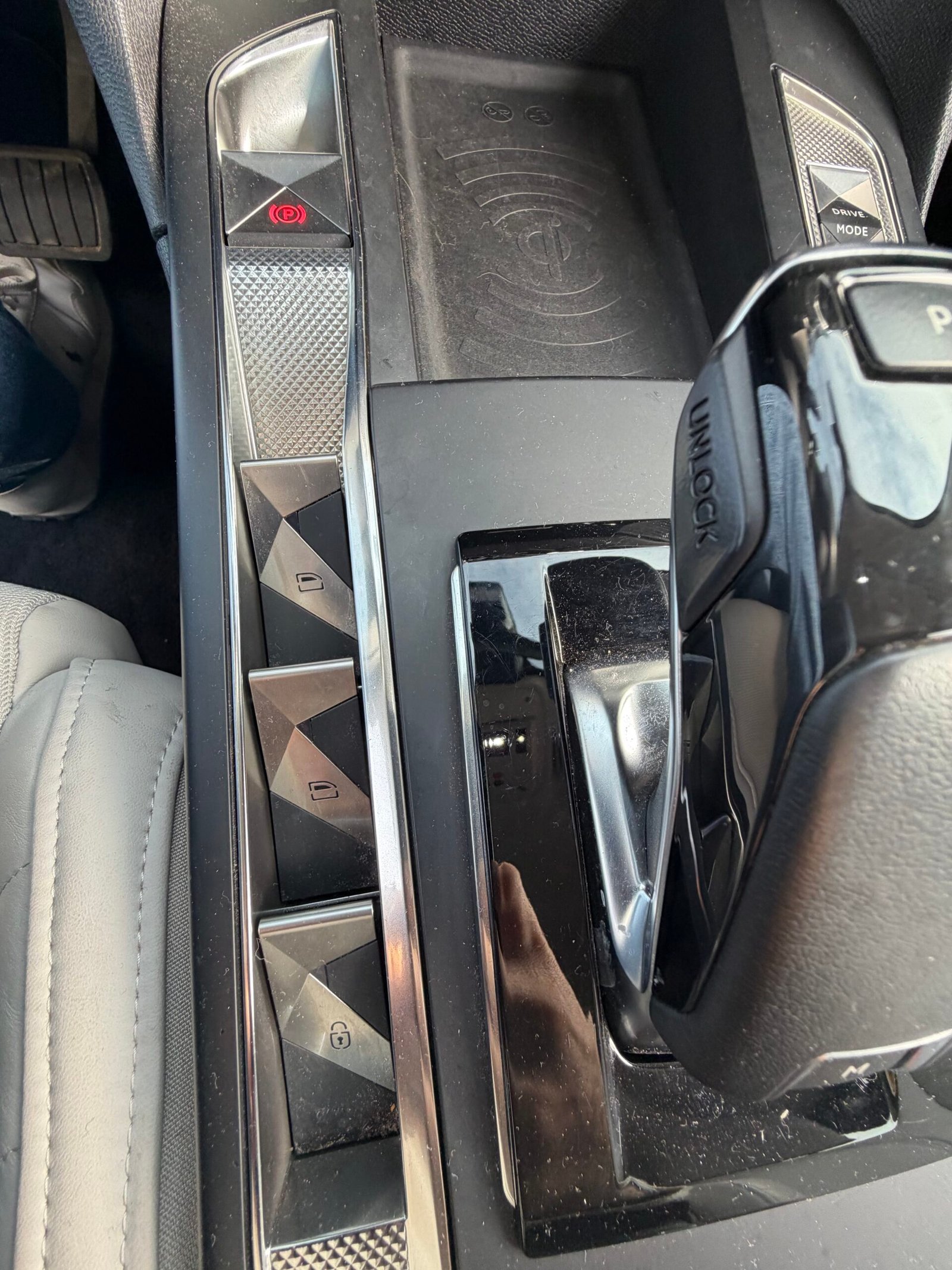 DS DS3 Crossback So Chic 1.2 THP Puretech EAT8 S&S 131cv