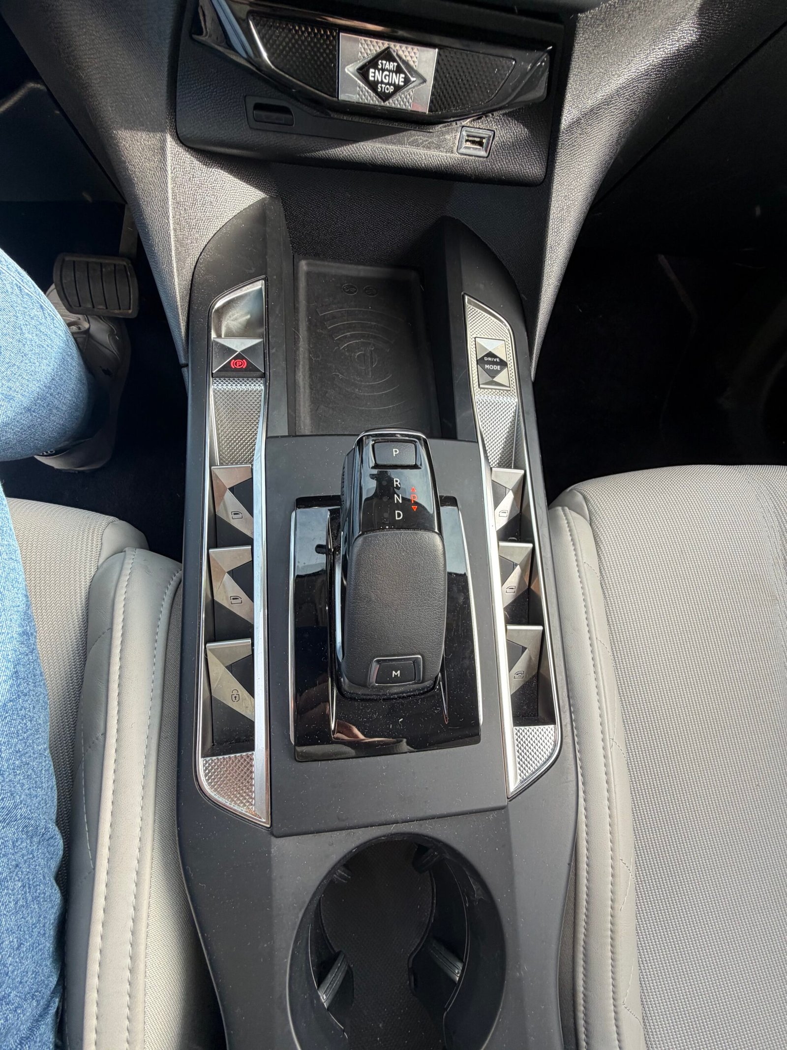 DS DS3 Crossback So Chic 1.2 THP Puretech EAT8 S&S 131cv