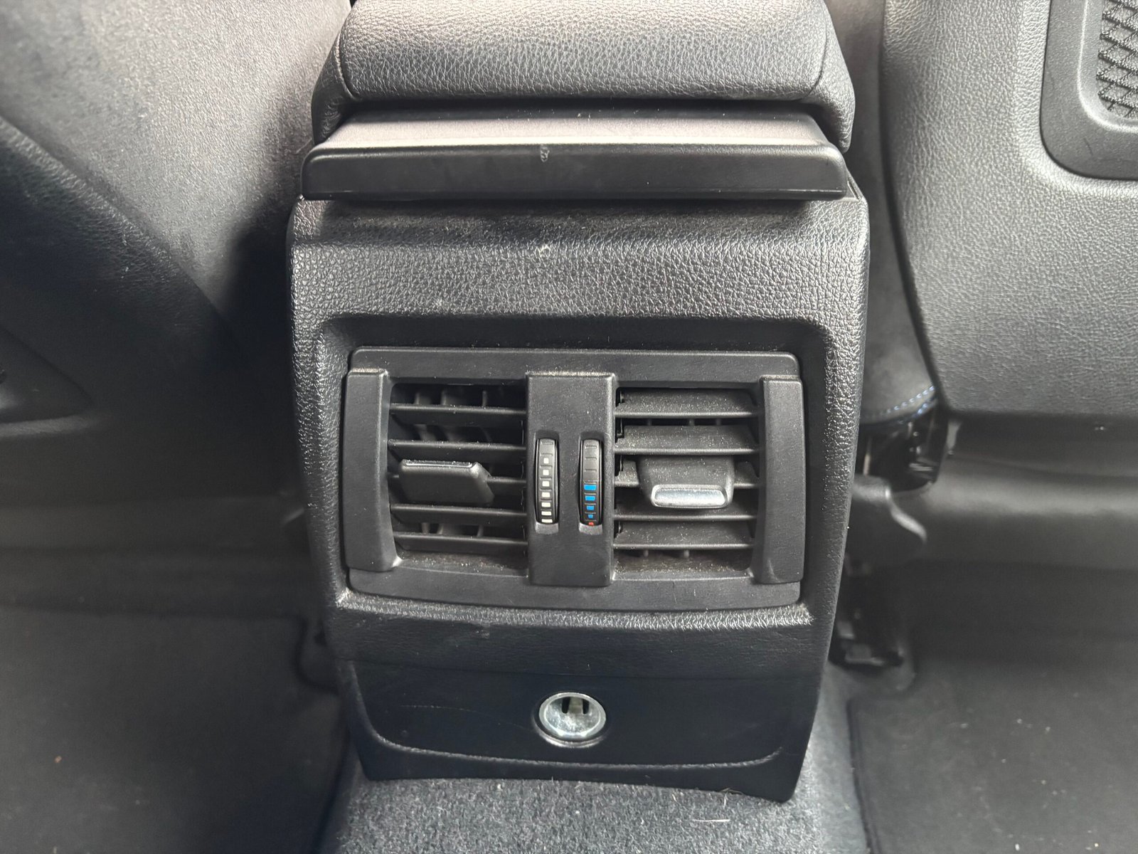 BMW Série 1 (F21) 118i 136ch “Pack M”