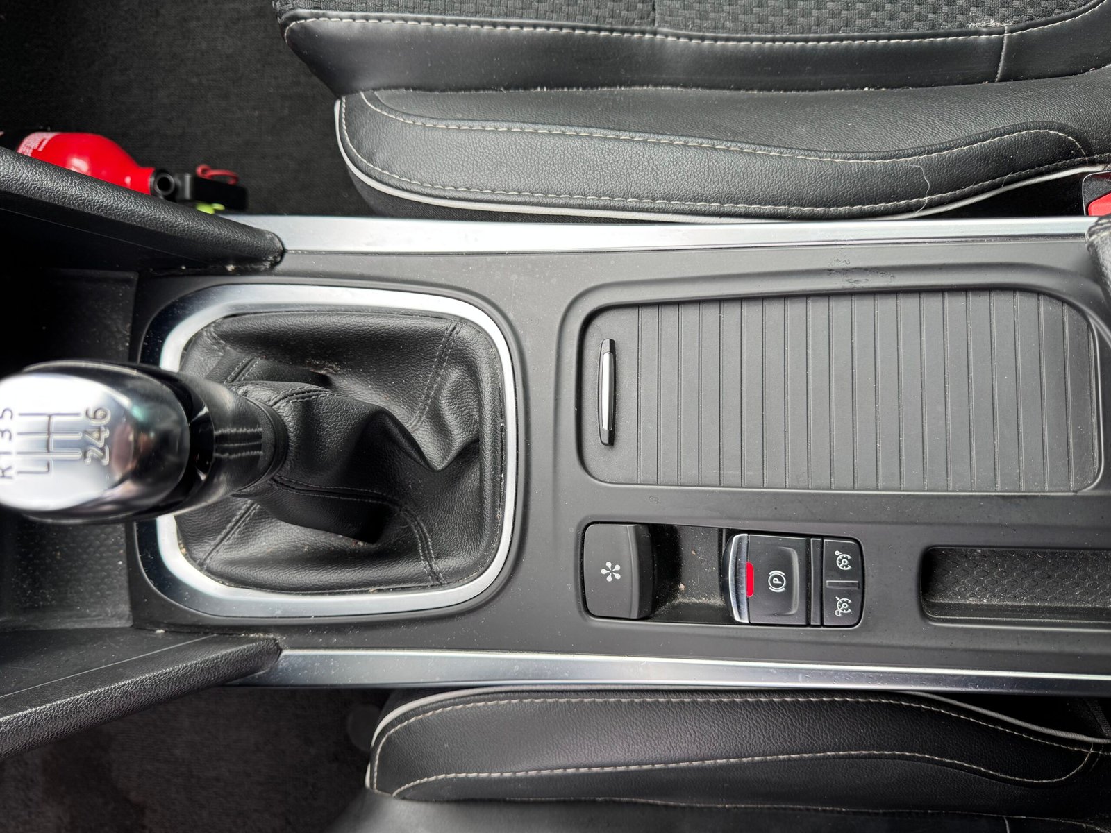 RENAULT Mégane IV Hatchback 1.2 TCe 16V 130 cv Édition Bose