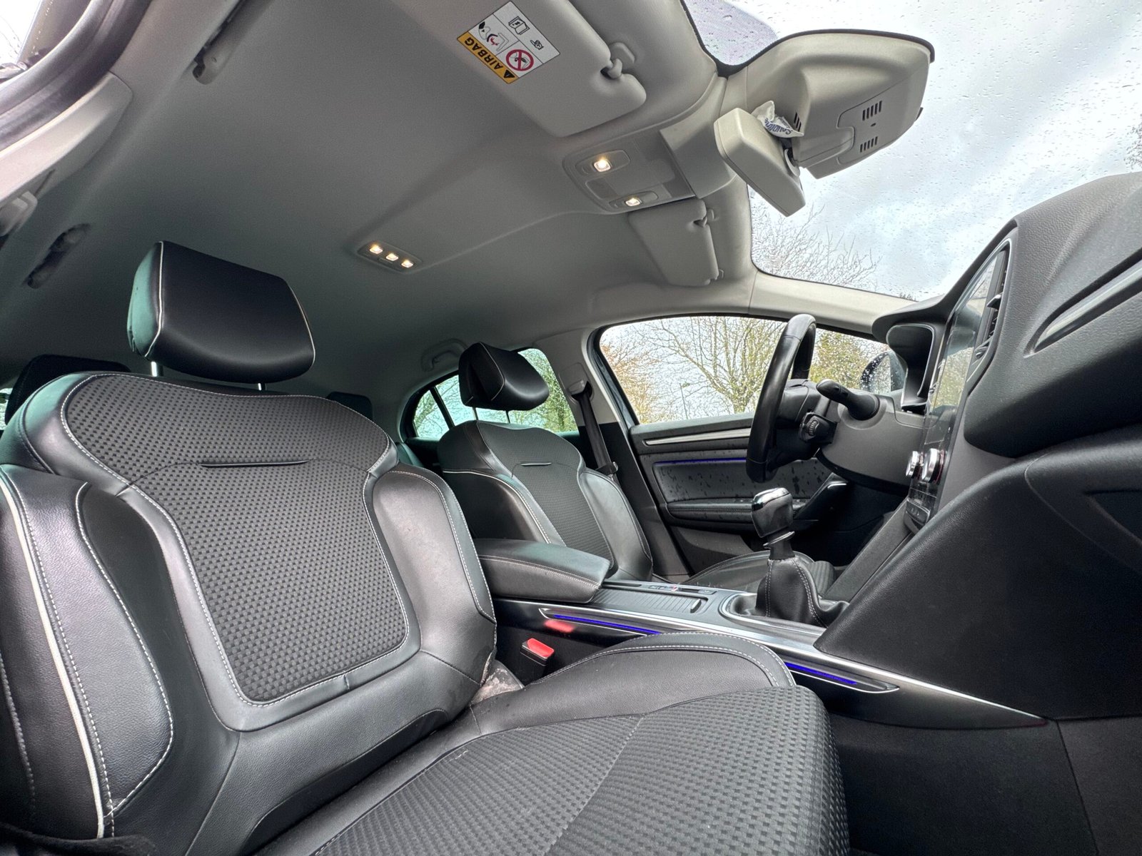 RENAULT Mégane IV Hatchback 1.2 TCe 16V 130 cv Édition Bose