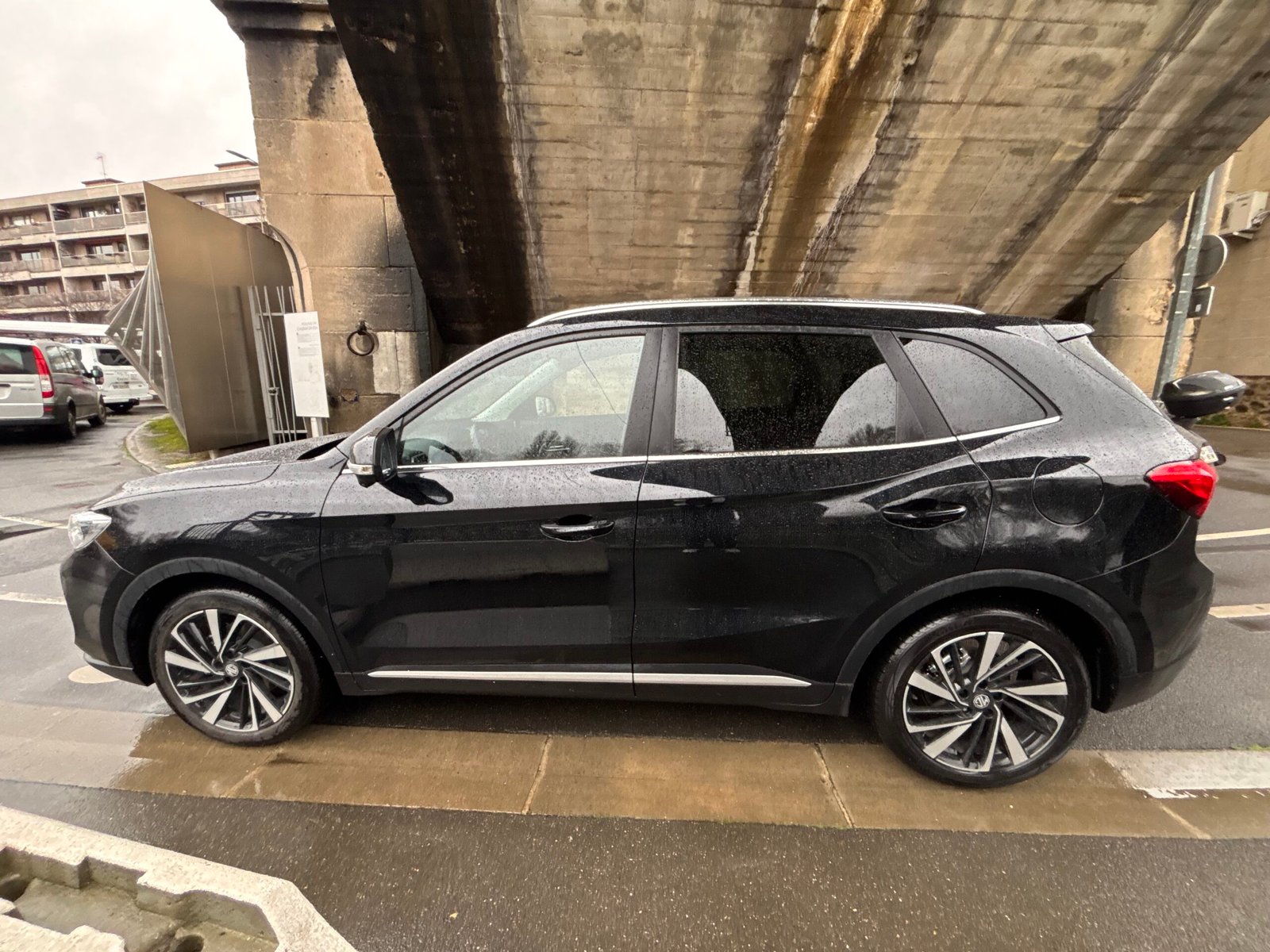 MG ZS 1.5 Hybrid+ 197ch “Luxury”