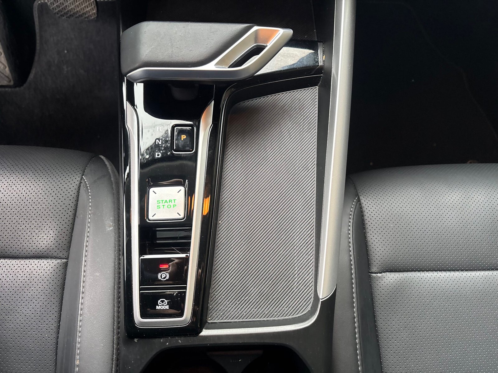 MG ZS 1.5 Hybrid+ 197ch “Luxury”