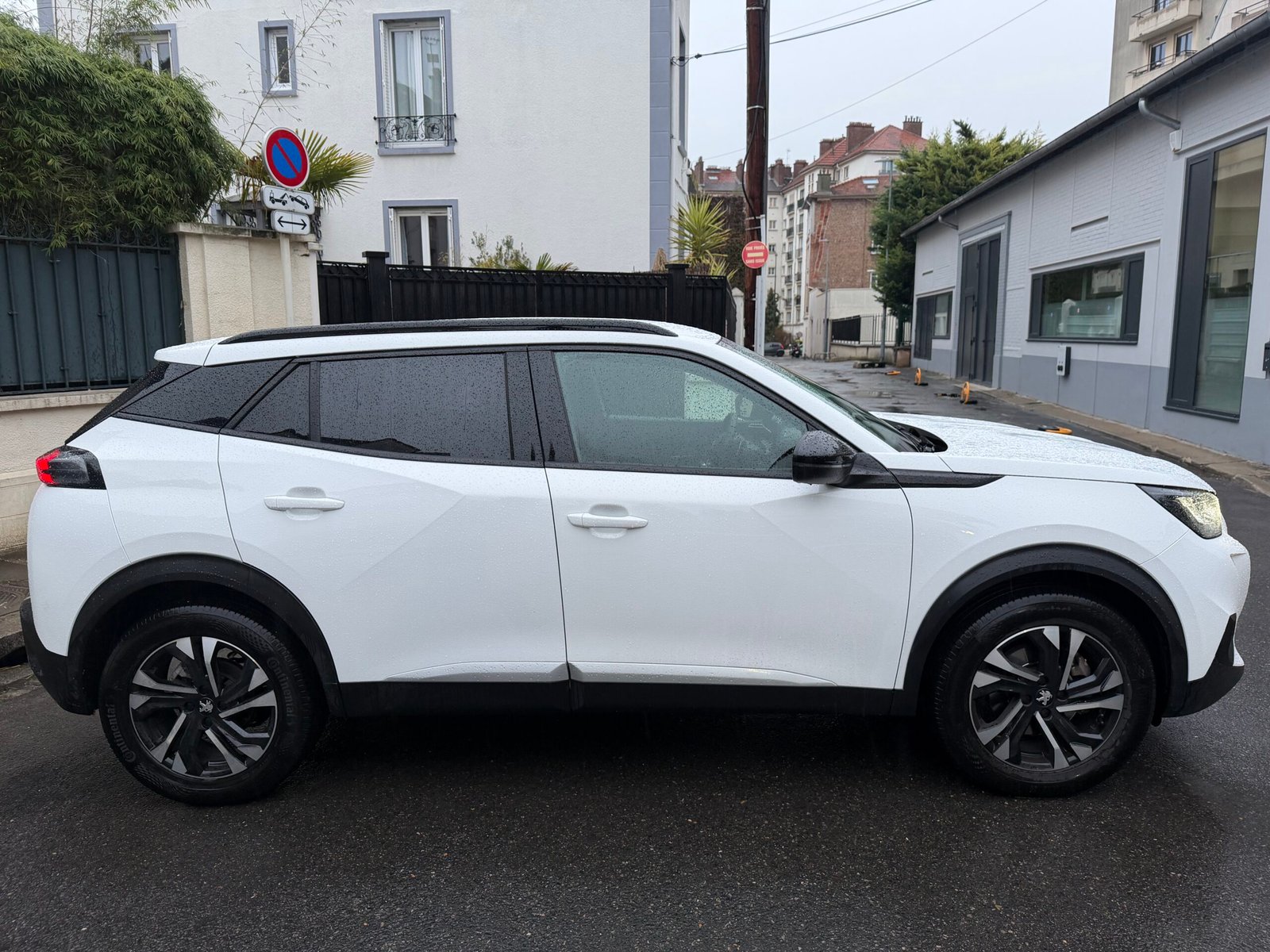 PEUGEOT 2008 EAT8 ALLURE