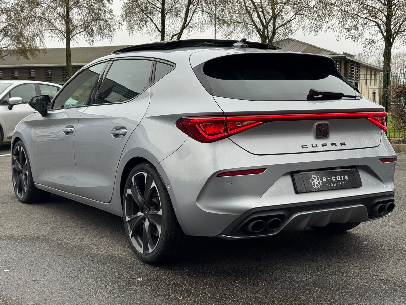 Cupra Leon 2.0 TSI 300ch VZ Cup DSG7 / Toit ouvrant panoramique / Sièges chauffants / Matrix led